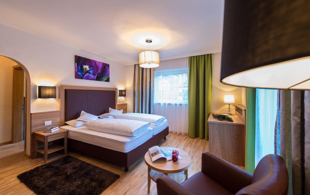 Parc Hotel Florian Seis am Schlern Rum bild